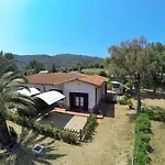Apartamento Le Querce App. Uva *
