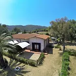Apartamento Le Querce App. Uva *